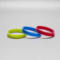 Silicon bracelets with CERN messages