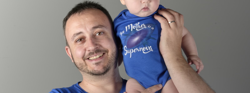 Baby body suit blue "My mother is a supernova"